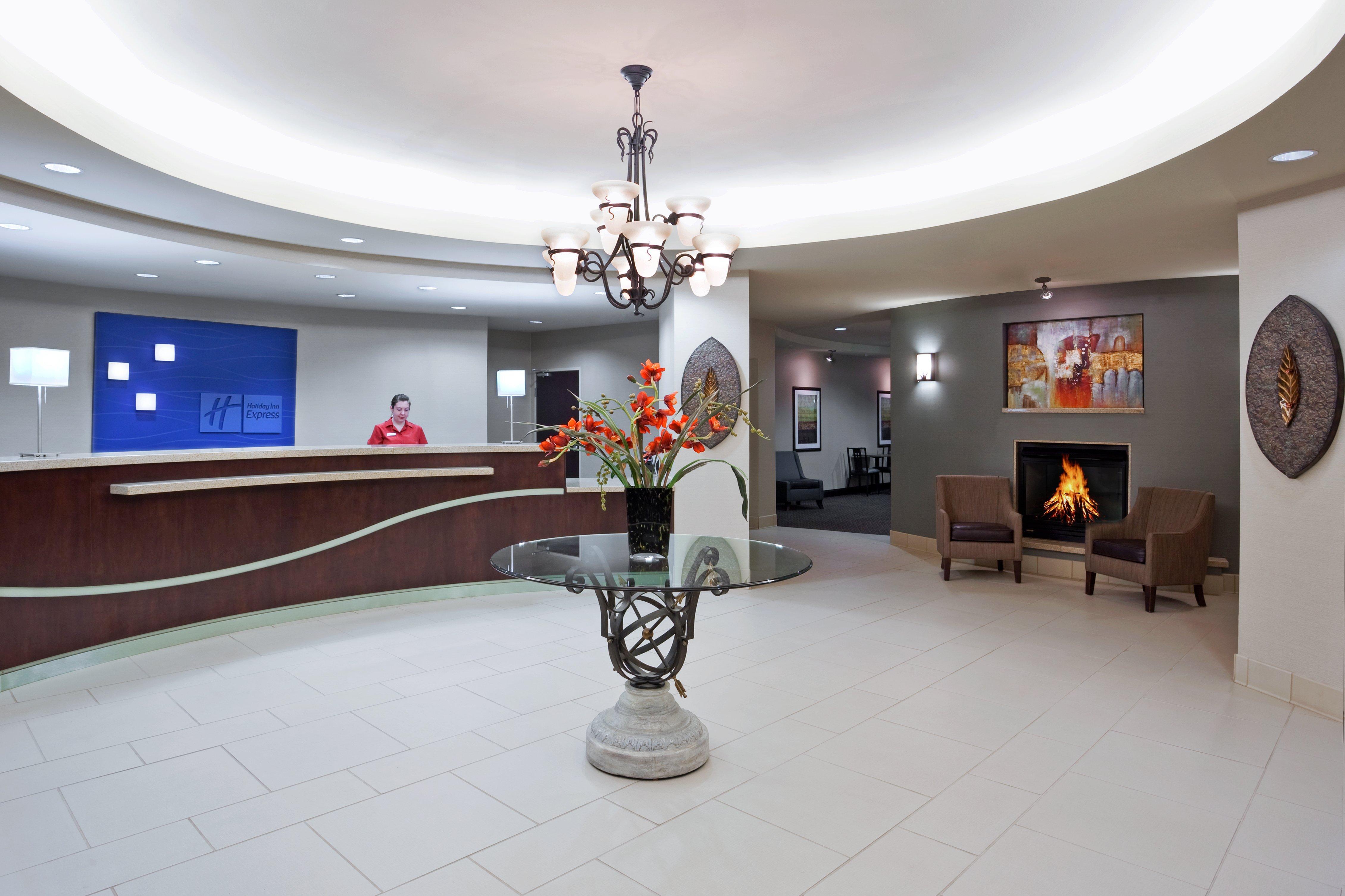 Holiday Inn Express & Suites Zanesville North By Ihg Extérieur photo